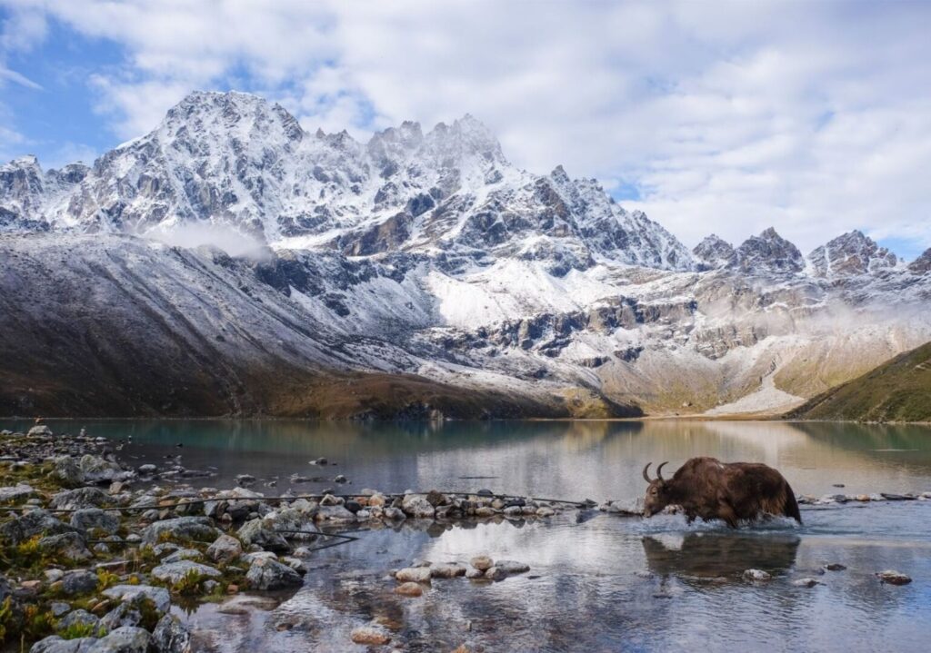 Gokyo Lakes Nepal – By Mountain People