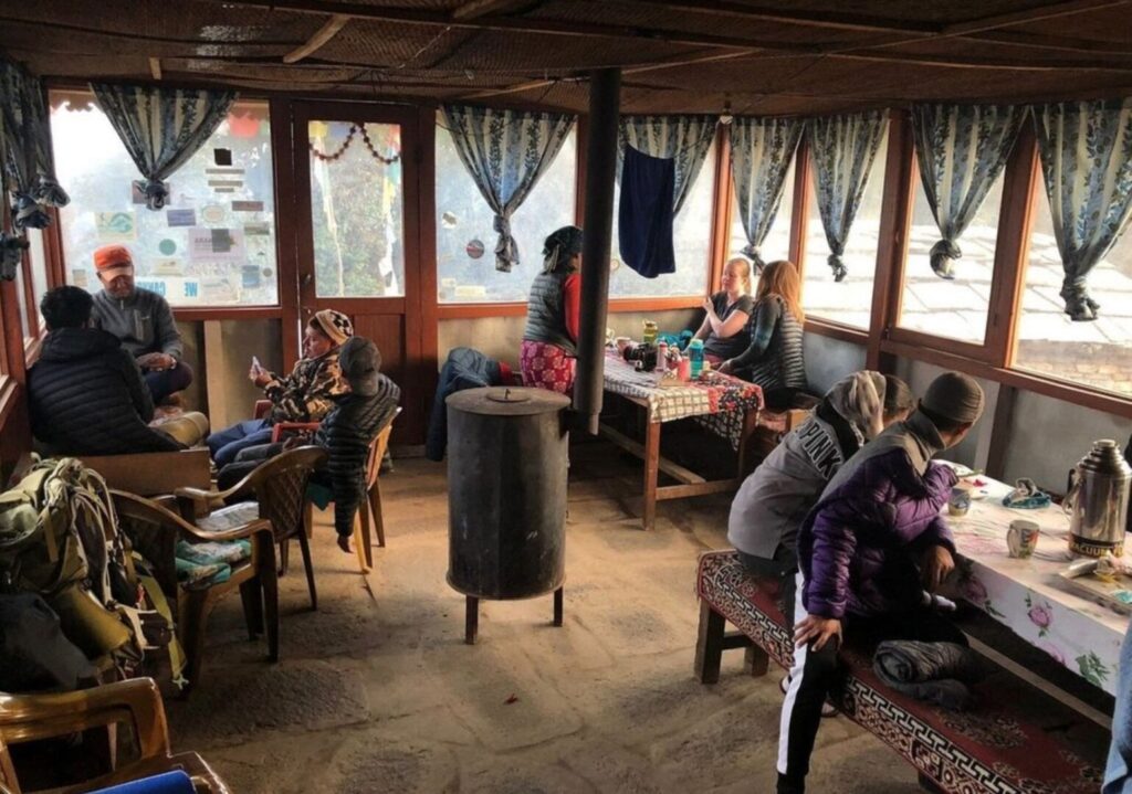 Teahouse trekking Nepal – By Mountain People